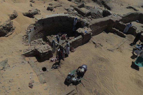 Археологи раскапывают самую большую христианскую церковь средневековой Нубии