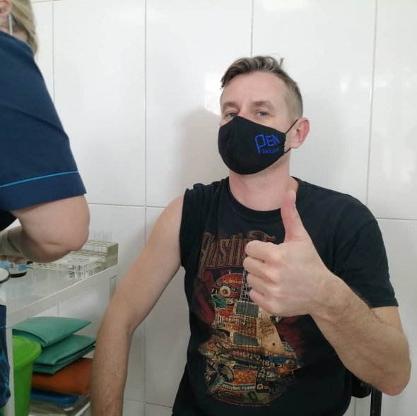 Письменник Сергій Жадан отримав першу вакцину від коронавірусу ще в березні