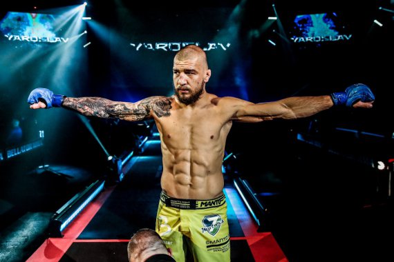 Ярослав Амосов завоевал чемпионство Bellator