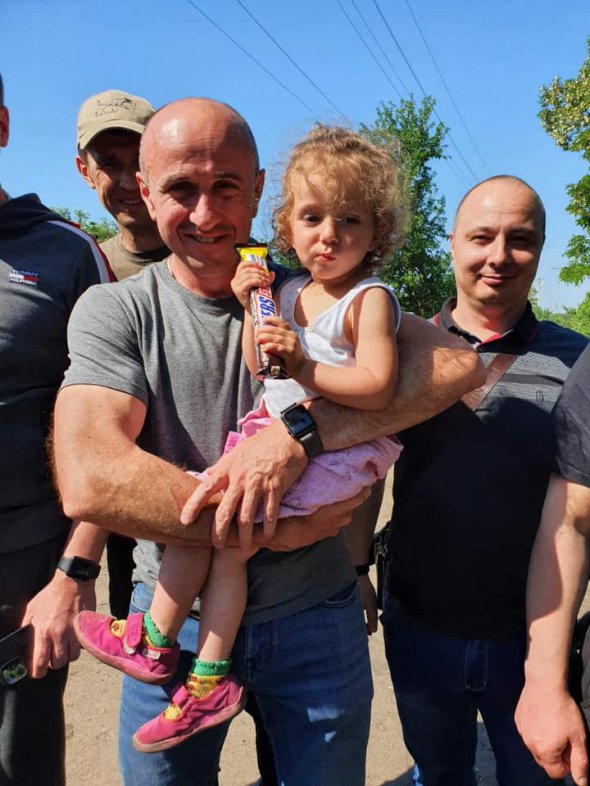 На Николаевщине всю ночь искали 2-летнюю Ольгу Шевчук с Воеводского. Нашли в поле в 5 км от дома