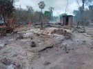 Военная хунта Мьянмы сожгла село Кинман.