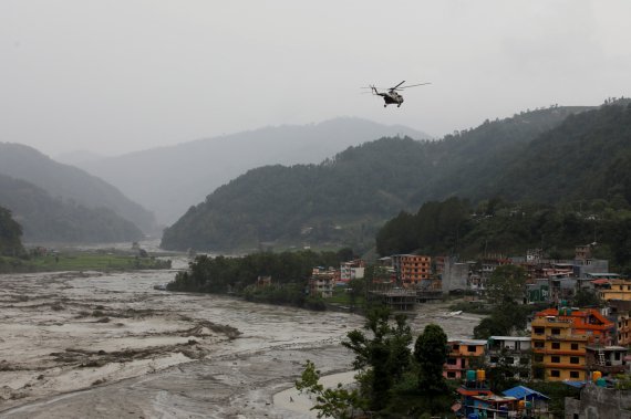 В Непале сильный дождь вызвал наводнения и оползни.