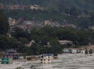 В Непале сильный дождь вызвал наводнения и оползни.