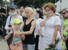 В Киеве открыли памятник медикам, которые умерли от коронавируса. Фото: ukrinform