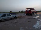 На берегу Азовского моря спасали водителей