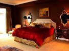 Інтер’єр спальні: як підібрати вражаючий колір