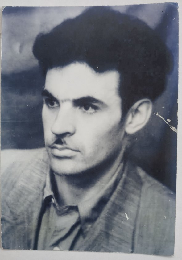 Після звільнення із концтабору чоловік перестав ходити на виклики КГБ, за що отримував покарання