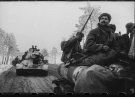 Танки на Житомирском шоссе. Украина, 1943