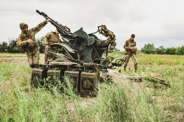 На полігоні морської піхоти військовослужбовці 36-ї окремої бригади ім. контрадмірала Білинського провели бойові стрільби із зенітних установок ЗУ-23