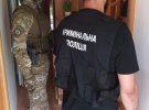 У Вінниці поліцейські викрили банду збувачів зброї.  Вистежували зловмисників майже пів року