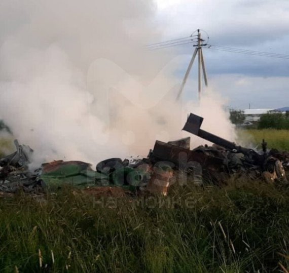 Под Санкт-Петербургом разбился военный вертолет. Фото: tass.ru