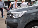 Нові Renault почали продавати в Україні