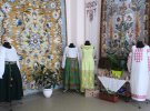 Експозиція у Всеукраїнському центрі вишивки та килимарства в Решетилівці
