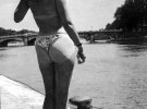 Испания и Италия пытались запретить появление в бикини на общественных пляжах.