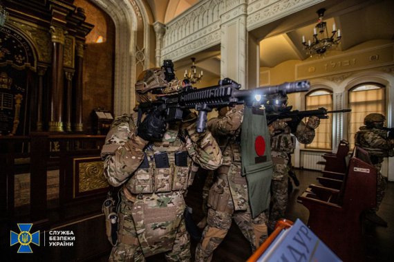 СБУ провела антитеррористические тренировки в центре Киева. Фото: t.me/SBUkr