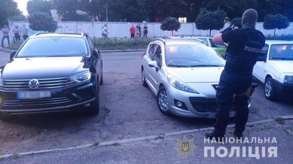 У Черкасах двоє іноземців  влаштували стрілянину