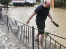 В Сочи затопило трассу и населенные пункты.