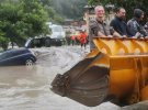 В Сочи затопило трассу и населенные пункты.