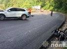 Авто лоб в лоб зіштовхнулося із мотоциклом