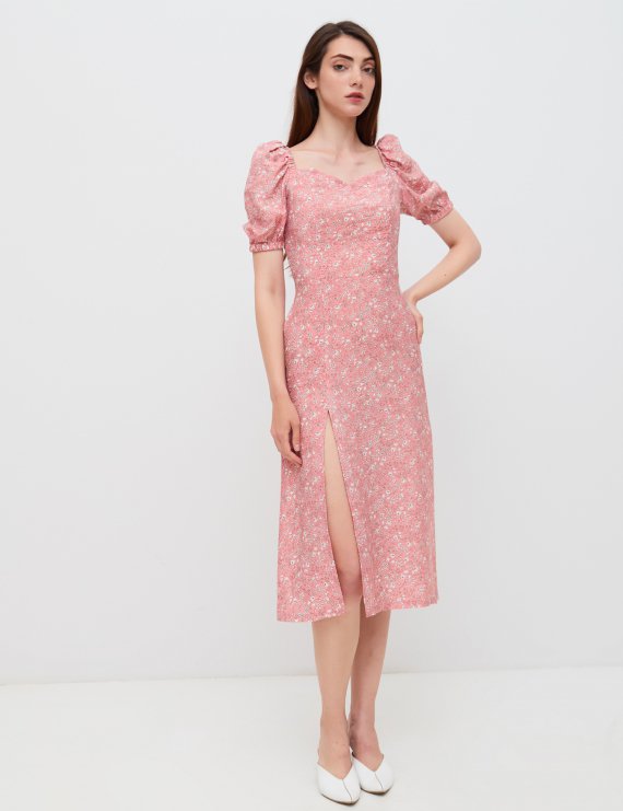 Платье от украинского бренда SEASON с нежным оттенком розового
