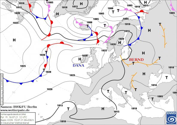 Лінії сходження (жовті позначки) поступово розмивають високий тиск та стійку сухість