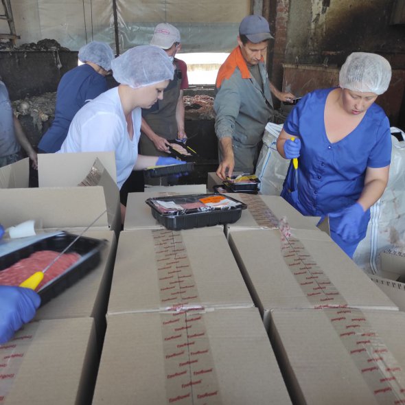 Специалисты Госпродпотребслужбы уничтожили более 4 т продукции Глобинского мясокомбината