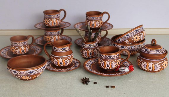 Изготавливать керамику Марина Курукчи начала, когда еще жила в Крыму