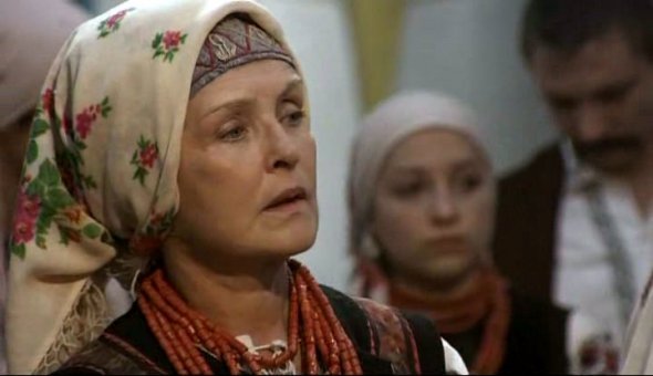 В 12-серийном сериале «Девять жизней Нестора Махно» Ада Роговцева сыграла Евдокию Матвеевну, мать главного героя