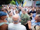 Порошенко на Тернопільщині варив куліш і пообіцяв систему відеоспостереження для 72-ї бригади. Фото: eurosolidarity.org