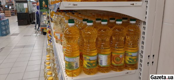 В Україні за рік ціна соняшникової олії зросла на 89%