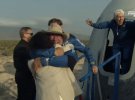 Джефф Безос с командой успешно слетал в космос и вернулся обратно. Фото: Blue Origin