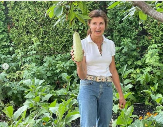 Марина Порошенко на этой неделе похвасталась собственным огородом