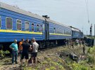 На залізниці   в Закарпатській  області  зіткнулися пасажирський потяг   і вантажний автомобіль.  Скалічилися  п’ятеро людей
