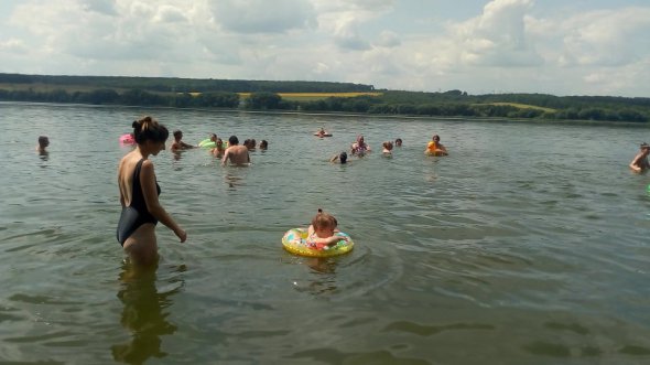 Село Степашки находится на берегу Южного Буга. Здесь действует более 20 баз отдыха