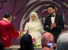 Ведучі тревел-шоу побували на турецькому весіллі