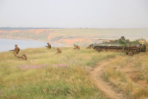 ЗСУ в зоні ООС відпрацювали удари по морському десанту противника.  Фото: facebook.com/pressjfo.news