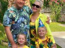Народная артистка Украины Екатерина Бужинская вместе с мужем Димитаром Стойчев и детьми отдыхала в Греции