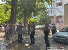 Во дворе многоэтажки в Одессе неизвестный выстрелил в мужчину. Пострадавший скончался в больнице. Киллер - сбежал