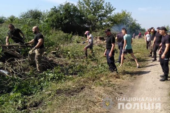 На Тернопільщині знайшли кістки, які можуть належати  зниклому 17 років тому хлопцеві. Його вбило струмом, а друзі злякалися й вивезли тіло на сміттєзвалище