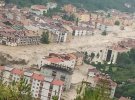 После лесных пожаров Турцию заливает сильными дождями