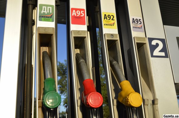 С начала года бензин А-92 подорожал на 22,5% до 29,2 гривен за литр