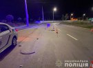 В Виннице пьяный водитель влетел в автомобиль, а затем в остановку общественного транспорта