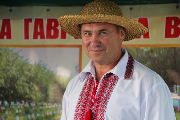 Пасічник Василь Гаврилов цього року зварив для ярмарка медове пиво