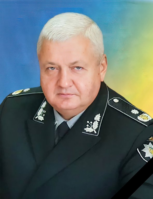 17 августа скончался бывший начальник управления полиции в Днепропетровской области и проректор государственного университета внутренних дел 57-летний Виталий Глуховеря