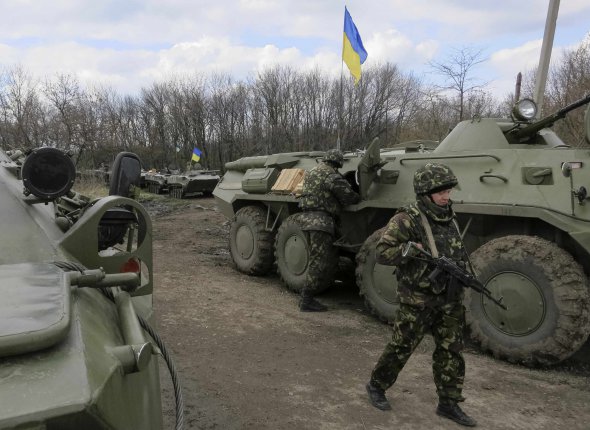 Одной из первых задач АТО было освобождение Славянска. Город был в осаде российских оккупантов с 12 апреля по 5 июля 2014-го