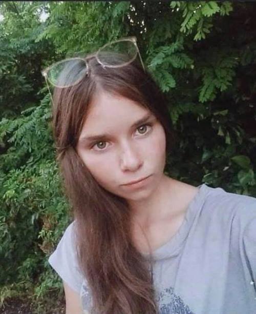 16-летнюю Викторию Макаренко с Кетрисановки на Кировоградщине нашли убитой в заброшенном колодце