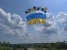 Таким оригинальным способом украинцы поздравили с праздниками патриотов, оставшихся под оккупацией