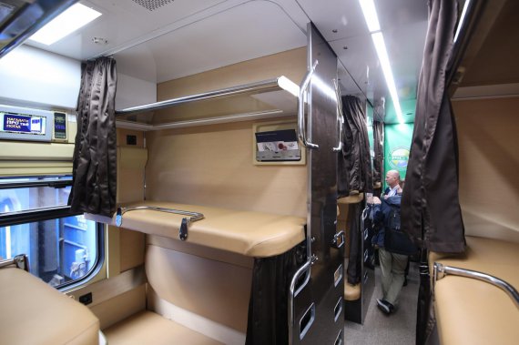 Укрзализныця представила обновленные плацкартные вагоны на выставке подвижного состава в Киеве