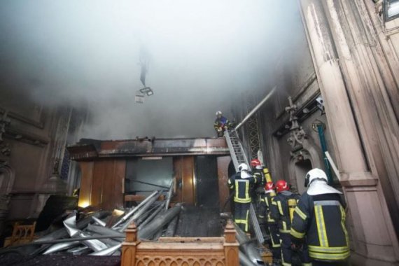 Пожежа у костелі  Святого  Миколая в Києві виникла під час репетиції на органі