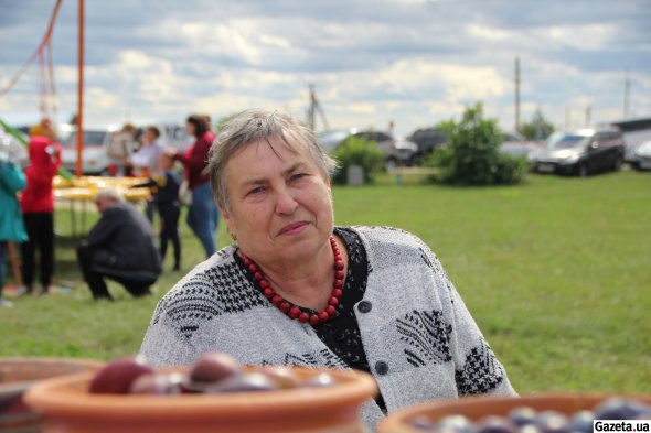 Татьяна Бабич из села Дмитренко Новосанжарской общины поделилась собственными рецептами приготовления слив